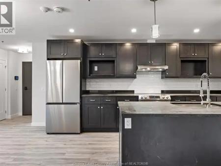 1500 OUELLETTE Unit# 305 | 1500 OUELLETTE Unit# 305, Windsor