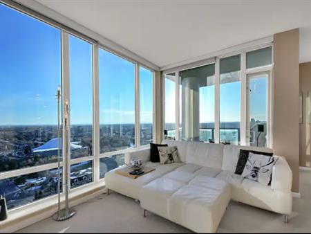 FULLY FURNISHED 2 bedroom 2 bath Condo | 2408 - 210 15 Ave SE, Calgary