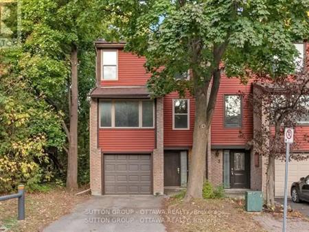 1 MARIELLE COURT | 1 MARIELLE COURT, Ottawa