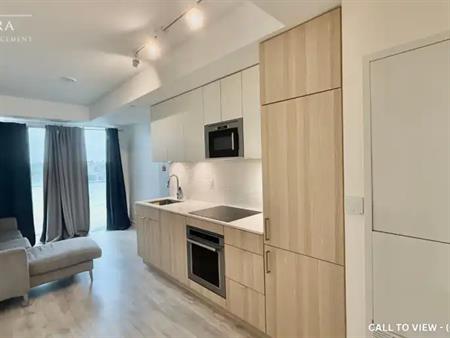 715-220 Missinnihe Way, Mississauga, Ontario L5H 0A9 | 220 Missinnihe Way, Mississauga