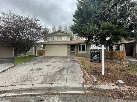 Bright & Upgraded 3 Bedroom Upper Duplex in Sundance | 2-Car Garage | | 127 Sunmills Place Southeast, Calgary