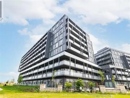 B404 - 3200 DAKOTA COMMON | B404 - 3200 DAKOTA COMMON, Burlington