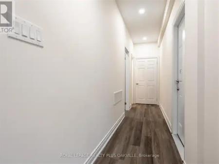 A - 2339 AWENDA DRIVE | A - 2339 AWENDA DRIVE, Oakville