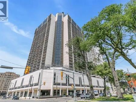 150 PARK Unit# 2016 | 150 PARK Unit# 2016, Windsor