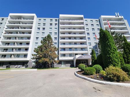 Parkview Apartments - ALL INCLUSIVE | 676 King Street, Midland