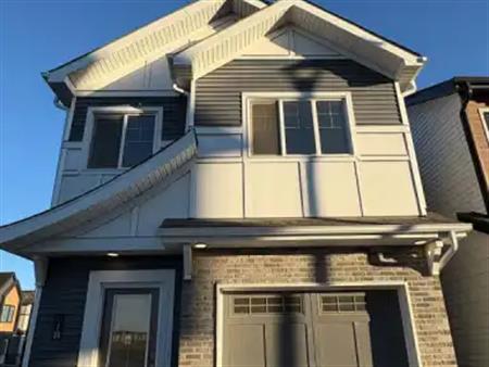 3 bedroom 2.5 bath home for rent in Aster | 1430 Aster Way Northwest, Edmonton