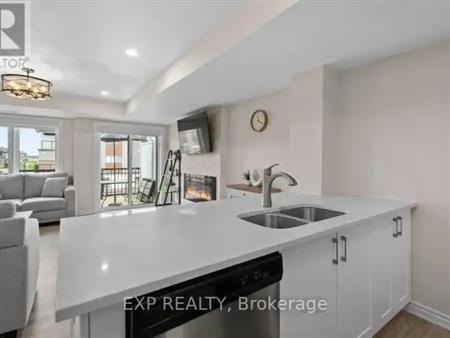 304 LAPLAND PRIVATE | 304 LAPLAND PRIVATE, Ottawa