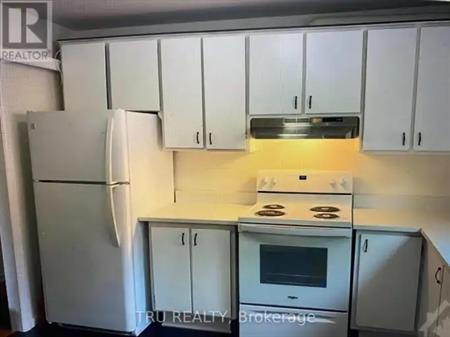 1 - 2687 CRESTHILL STREET | 1 - 2687 CRESTHILL STREET, Ottawa