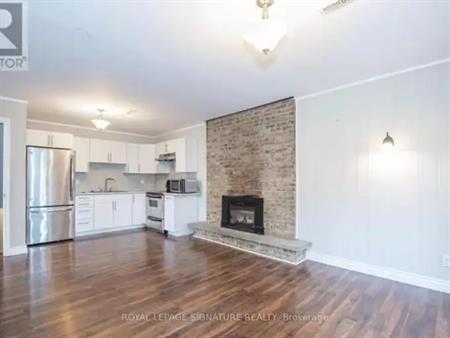 BACK/LOWER - 4 JANE CRESCENT | BACK/LOWER - 4 JANE CRESCENT, Barrie