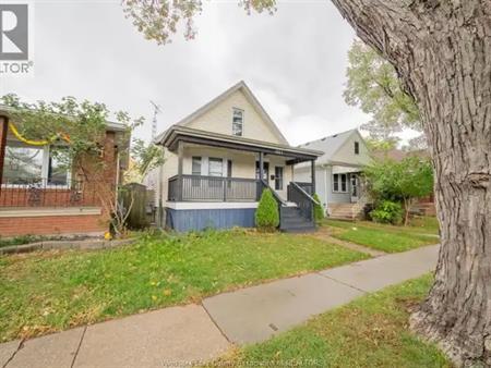 1157 GLADSTONE AVENUE | 1157 GLADSTONE AVENUE, Windsor