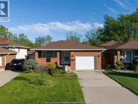 3116 FAZIO DRIVE Unit# LOWER | 3116 FAZIO DRIVE Unit# LOWER, Windsor