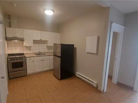 181 KING Street E Unit# 1 | 181 KING Street E Unit# 1, Kitchener