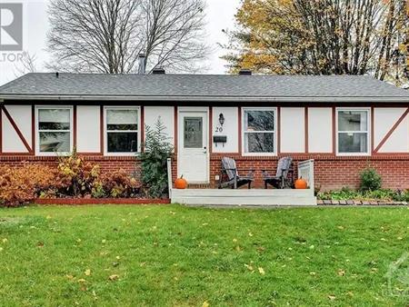 20 Dundegan Drive: 3 Bedroom Home (Glen Cairn, Kanata) | 20 Dundegan Drive, Ottawa