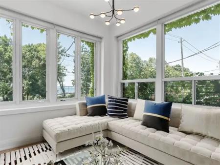 Renovated 2-bedroom plus den - South facing | 1542 King Street West, Toronto