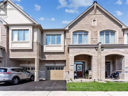 433 IZUMI GATE | 433 IZUMI GATE, Milton