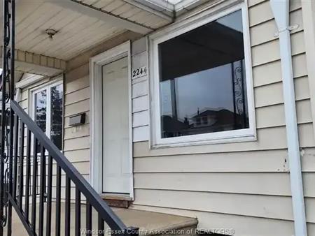 2244 HOWARD Unit# MAIN | 2244 HOWARD Unit# MAIN, Windsor