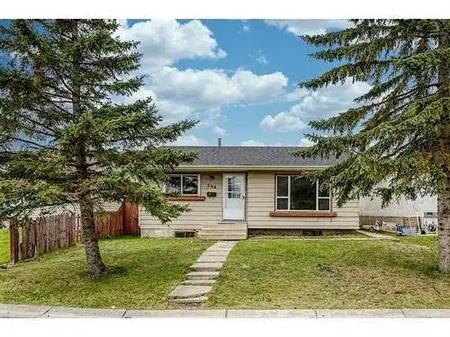 2Bdrm Basement in Falconridge $1200+40%utilities | 204 Faldale Close Northeast, Calgary