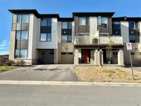 203 ANYOLITE PRIVATE | 203 ANYOLITE PRIVATE, Ottawa