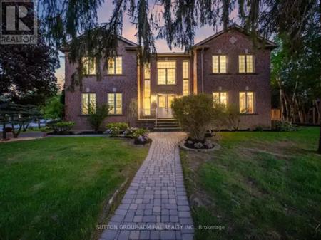 8 TIVOLI AVENUE | 8 TIVOLI AVENUE, Richmond Hill