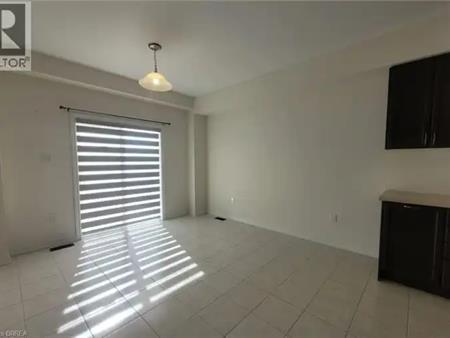 70 HITCHMAN Street | 70 HITCHMAN Street, Paris