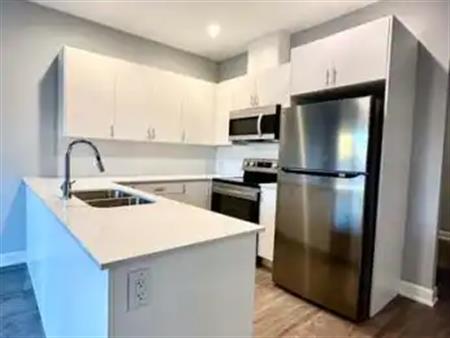 2396 Cleroux Cres Unit 302 | 2396 Cleroux Cres, Gloucester