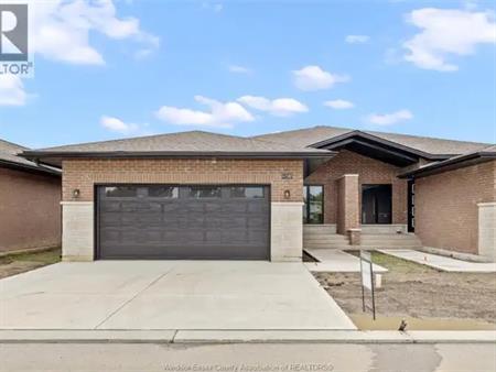 542 LILY MAC BOULEVARD | 542 LILY MAC BOULEVARD, Windsor