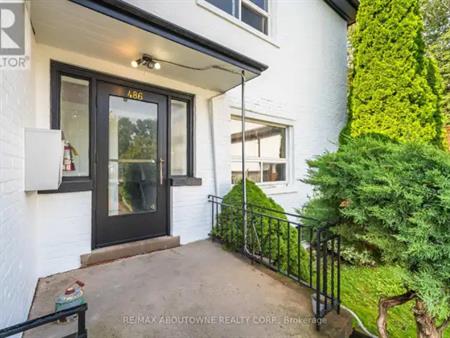 3 - 486 HOLTBY AVENUE | 3 - 486 HOLTBY AVENUE, Burlington