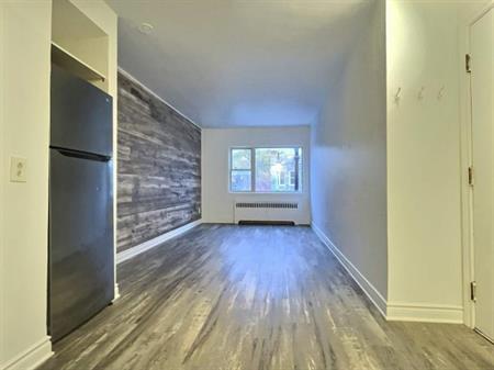 Studio - Montréal - $1,025 /mo
