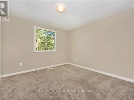 FRONT - 177 BROWNING TRAIL | FRONT - 177 BROWNING TRAIL, Barrie