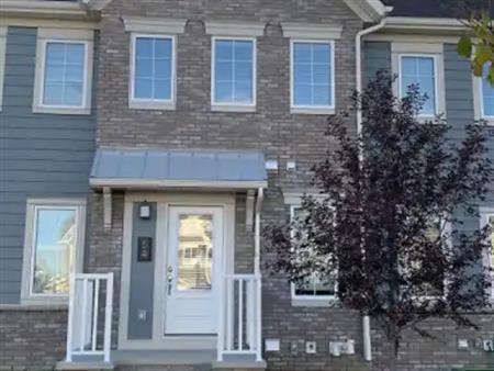 Brand New 3 Bed, 2.5 Bath – Fully Furnished – Pet Friendly – $2,500 | Calgary