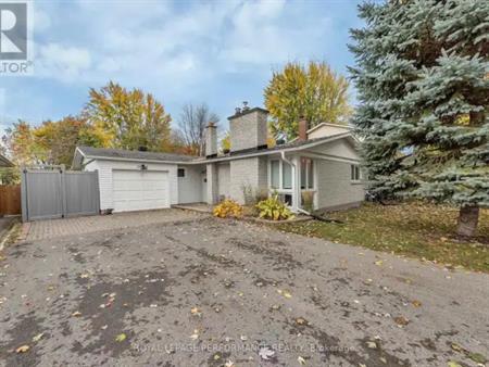 2018 QUINCY AVENUE | 2018 QUINCY AVENUE, Ottawa