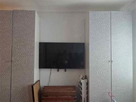 6 et demi sur 2 étages