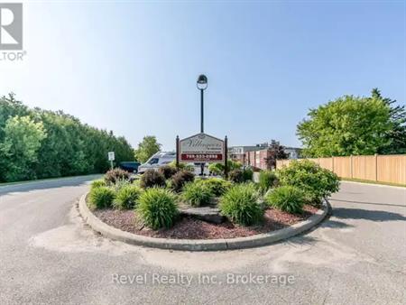 105 - 333 LAFONTAINE ROAD W | 105 - 333 LAFONTAINE ROAD W, Tiny