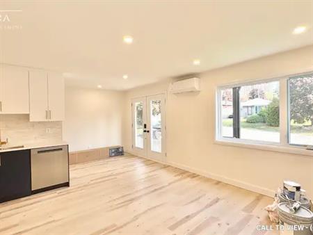 692B Crystal St, Ottawa, Ontario K1K 2G2 | 692B Crystal Street, Ottawa