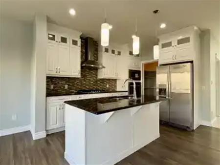 Amazing Family home in Chappelle | 4648 Charles Way Southwest, Edmonton