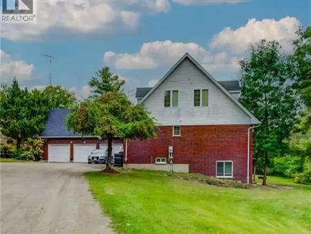 685 BRIARDEAN Road Unit# Lower | 685 BRIARDEAN Road Unit# Lower, Cambridge