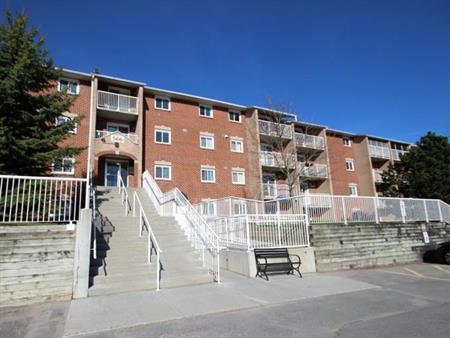 404-566 Armstrong Road - 1 Bedroom 1 Bathroom | 566 Armstrong Road, Kingston