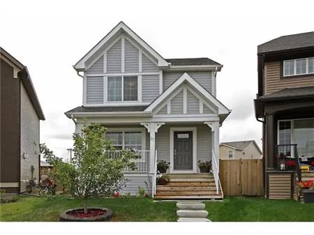 CRANSTON 3 BEDROOMS + DEN & 2.5 BATHROOMS & parking pad | Calgary
