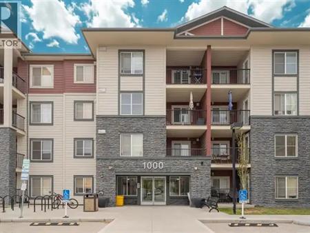 Perfect Blend of Style and Function, 2Bdr+1Bath, Heated Parking | 1220 - 81 Legacy Boulevard Southeast, Calgary