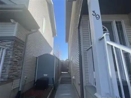 Cozy brand new 1 bedroom basement suite | 39 Cranberry Green Southeast, Calgary