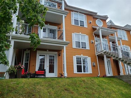 Condo 2 ch. meublé et tout inclus!