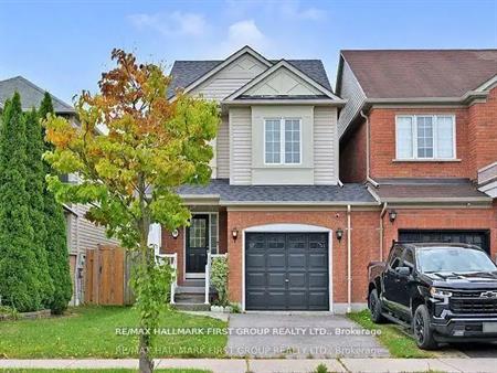 39 ROBIDEAU PLACE | 39 ROBIDEAU PLACE, Whitby