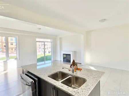 97 Armilia Pl, Whitby, Ontario L1P 0P7 | 97 Armilia Place, Whitby