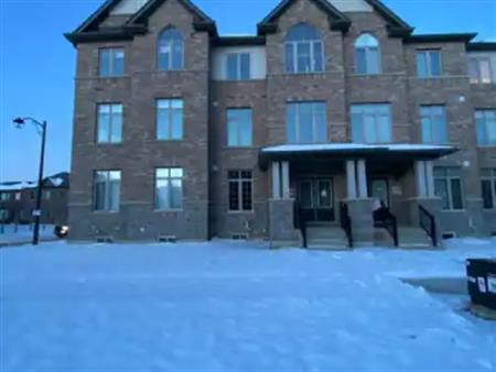 29 PETCH AVENUE | 29 PETCH AVENUE, Caledon