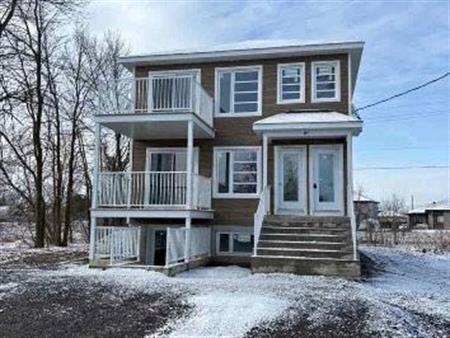 4 1/2 à louer Huntingdon