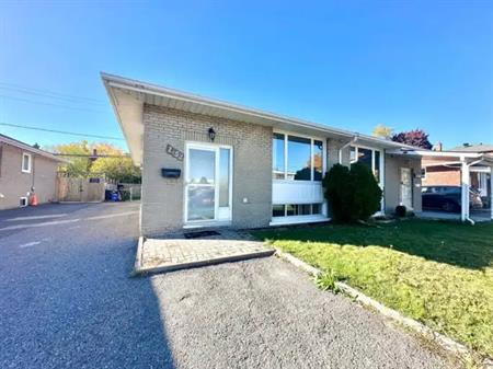 2452 Kaladar Avenue | 2452 Kaladar Avenue, Ottawa