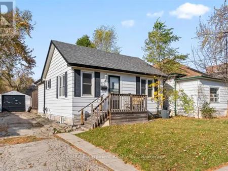 115 STEWART STREET | 115 STEWART STREET, Oakville