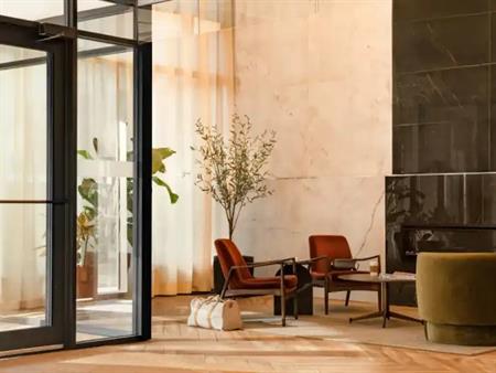 161 LAURIER | 161 Laurier Avenue West, Ottawa