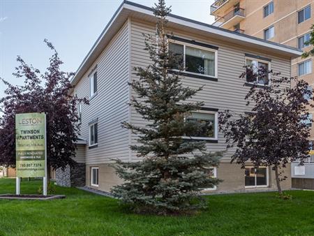 Twinson | 12041 104 Ave NW, Edmonton