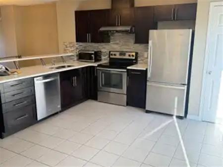 2 master bedroom Townhome at Terwillegar (SW Edmotnon) | 4825 Terwillegar Common, Edmonton